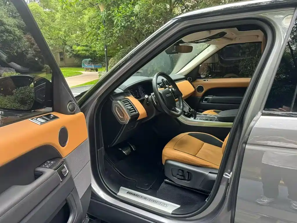 Land Rover Sport — миниатюра 6