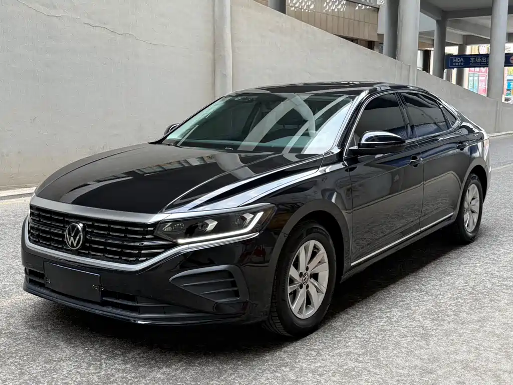 Volkswagen Passat 2023