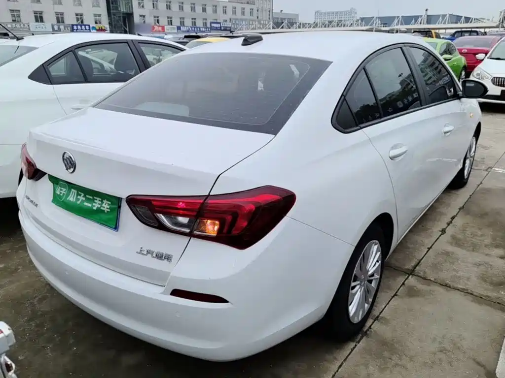 Buick Excelle — миниатюра 7