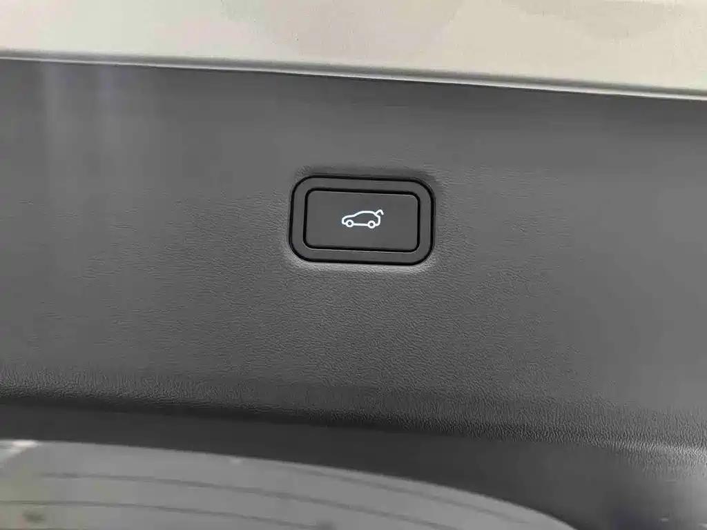 XPeng G6 — миниатюра 13