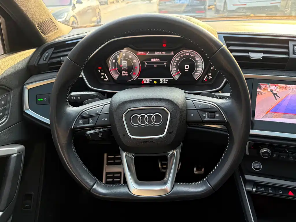 Audi Q3 — миниатюра 9