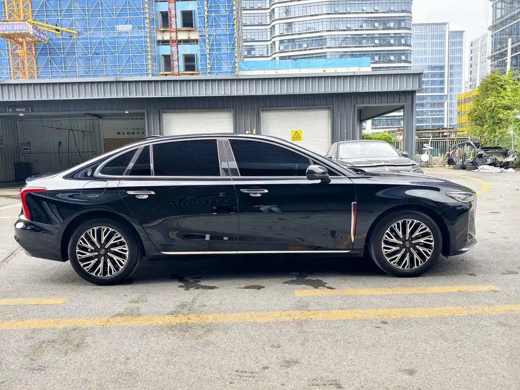 Hongqi Hongqi H5 — миниатюра 7