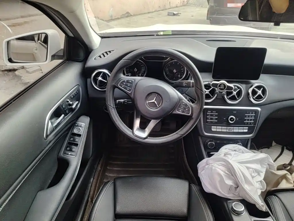 Mercedes-Benz GLA — миниатюра 15
