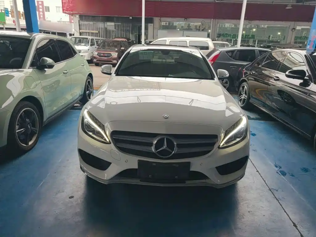 Mercedes-Benz C-Class — миниатюра 3