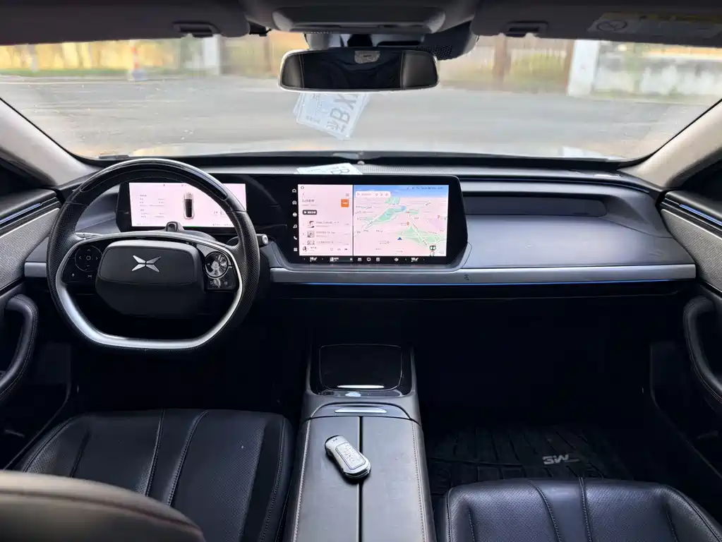 XPeng P7 — миниатюра 15