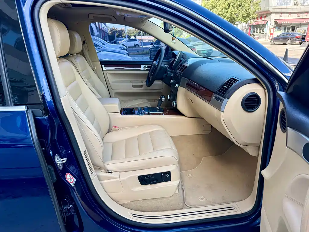 Volkswagen Touareg — миниатюра 27