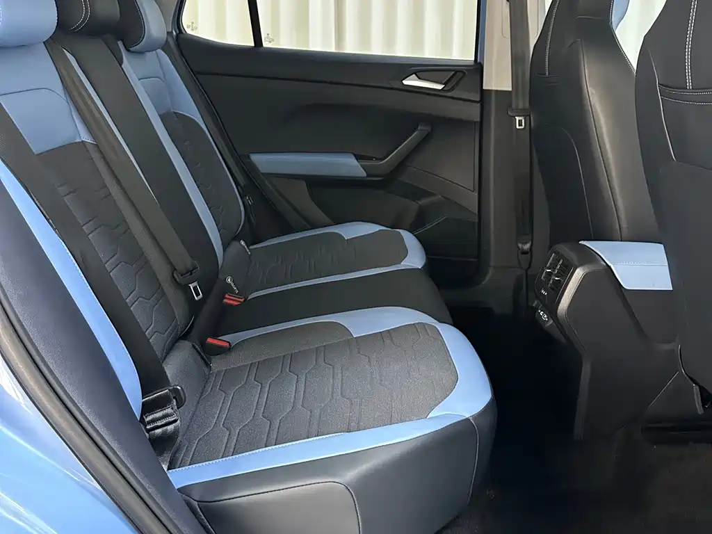 Volkswagen Tharu — миниатюра 10