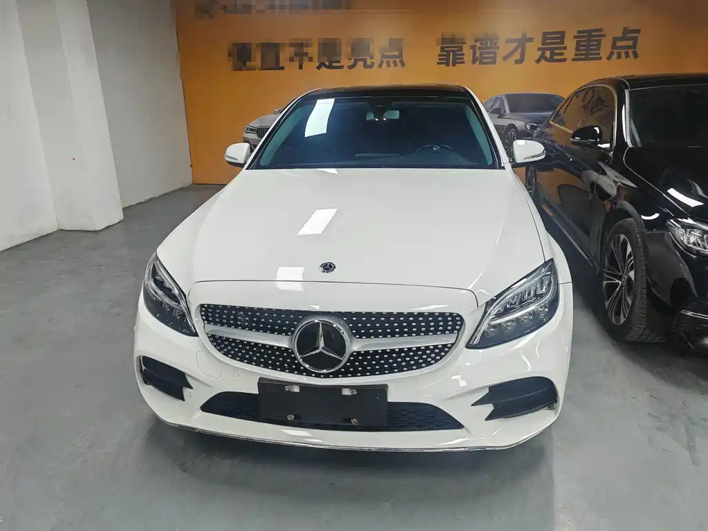 Mercedes-Benz C-Class — миниатюра 2