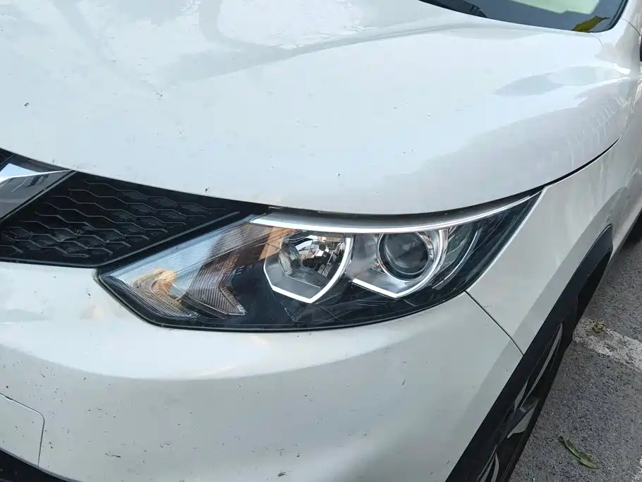 Nissan Qashqai — миниатюра 5