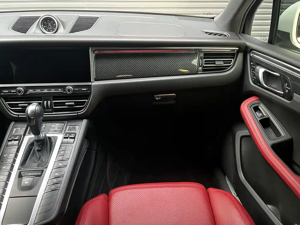 Porsche Macan — миниатюра 17
