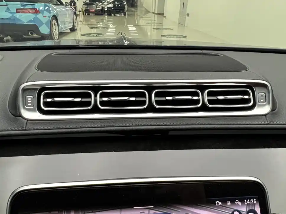 Mercedes-Benz S-Class — миниатюра 27