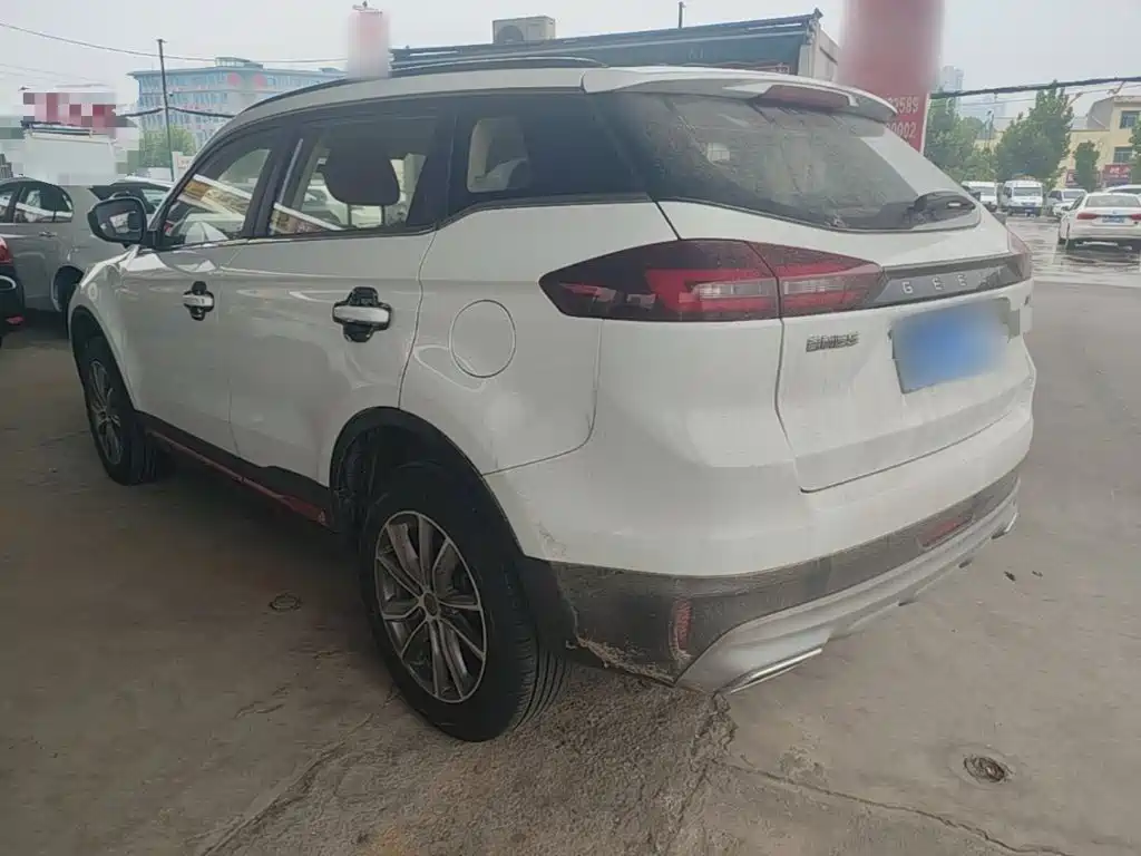 Geely Boyue — миниатюра 5