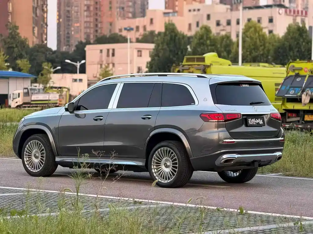 Mercedes-Benz GLS — миниатюра 7