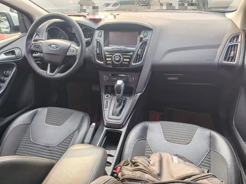 Ford Focus — миниатюра 10