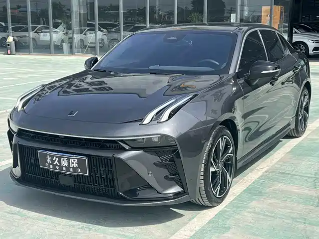 2024 Lynk & Co 03