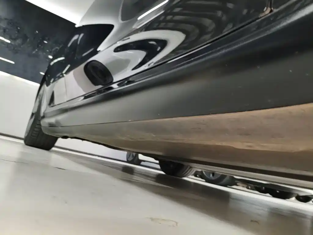 Tesla Model 3 — миниатюра 21