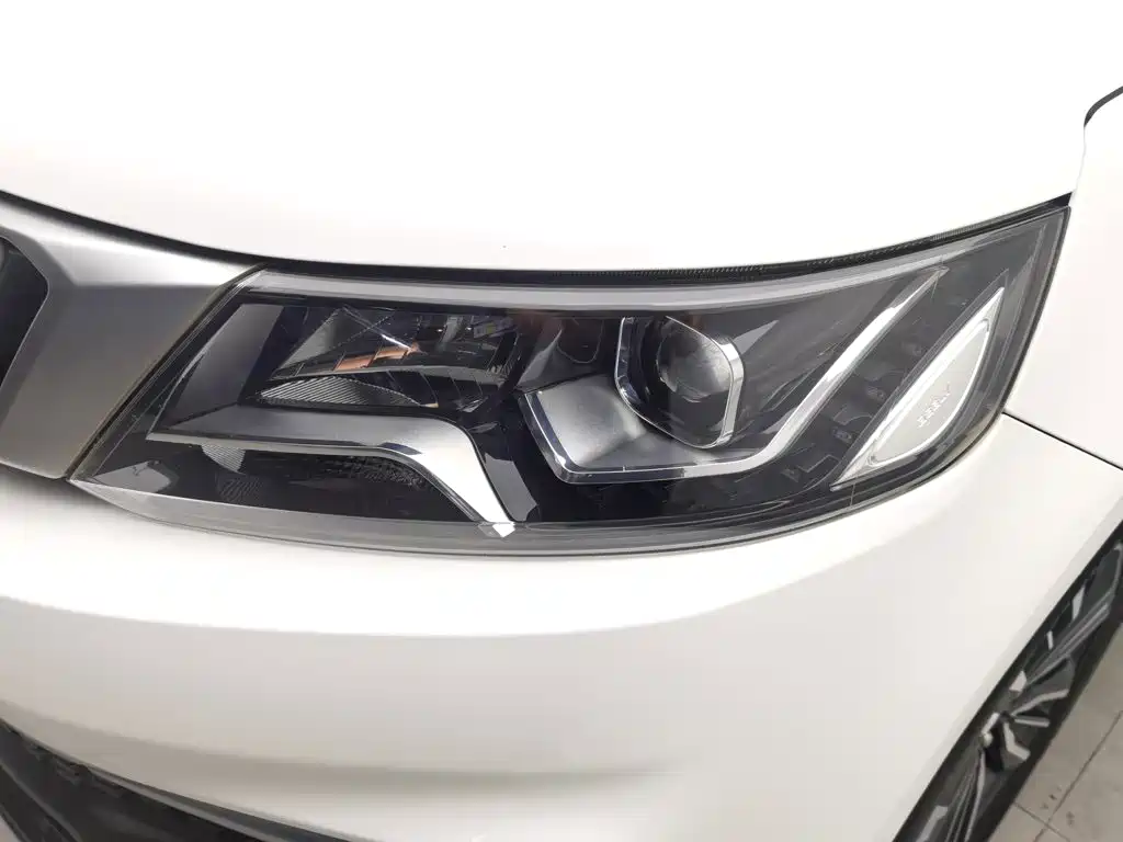 Geely Vision X6 — миниатюра 7