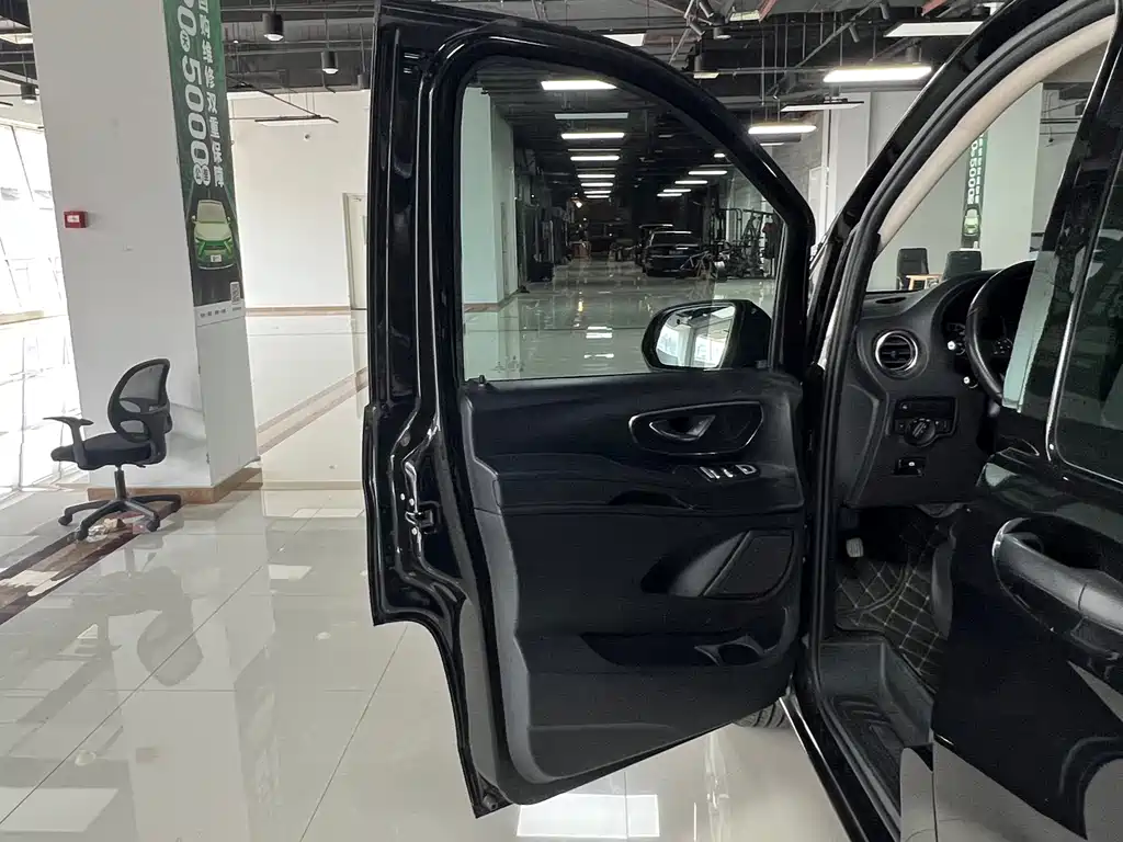 Mercedes-Benz Vito — миниатюра 15