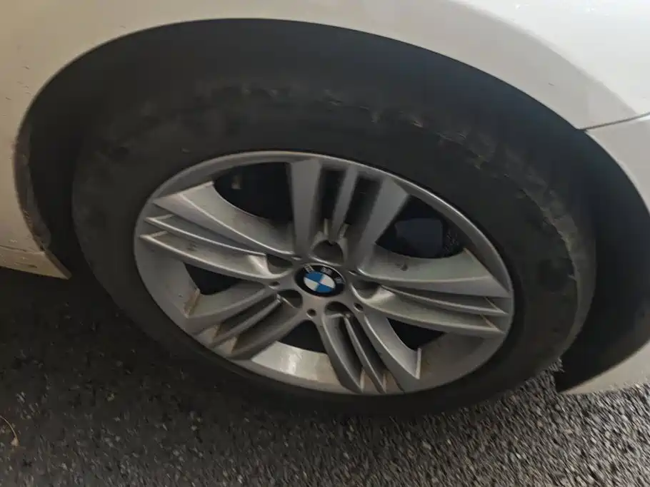 BMW 3 Series — миниатюра 6