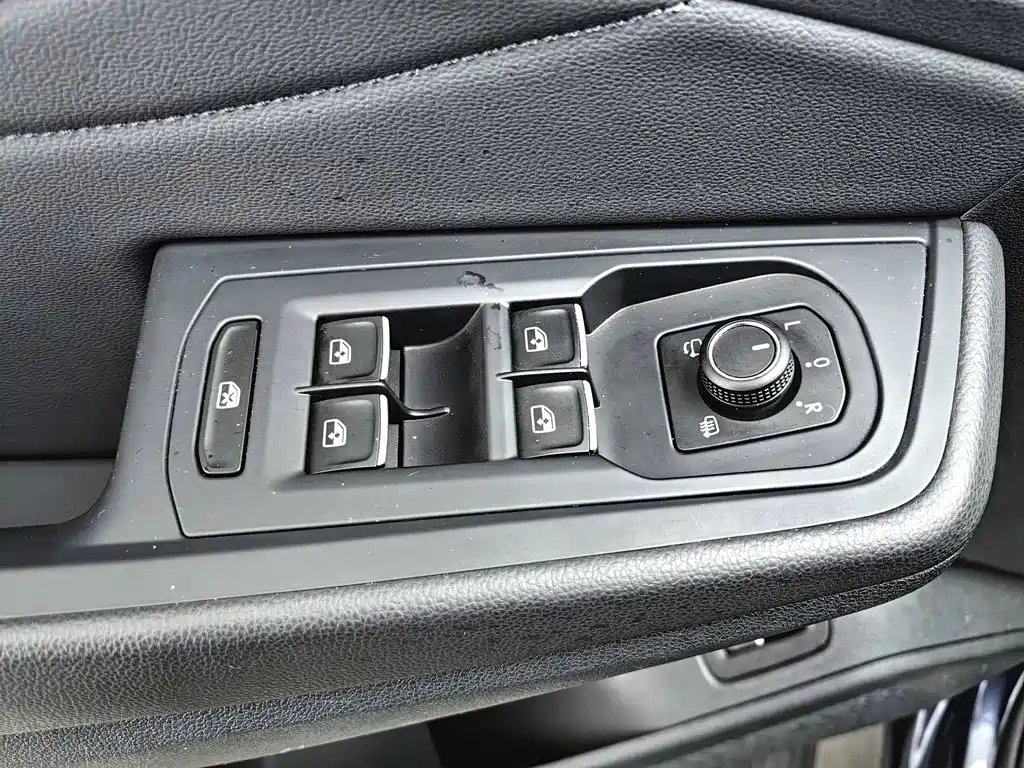 Volkswagen Talagon — миниатюра 9