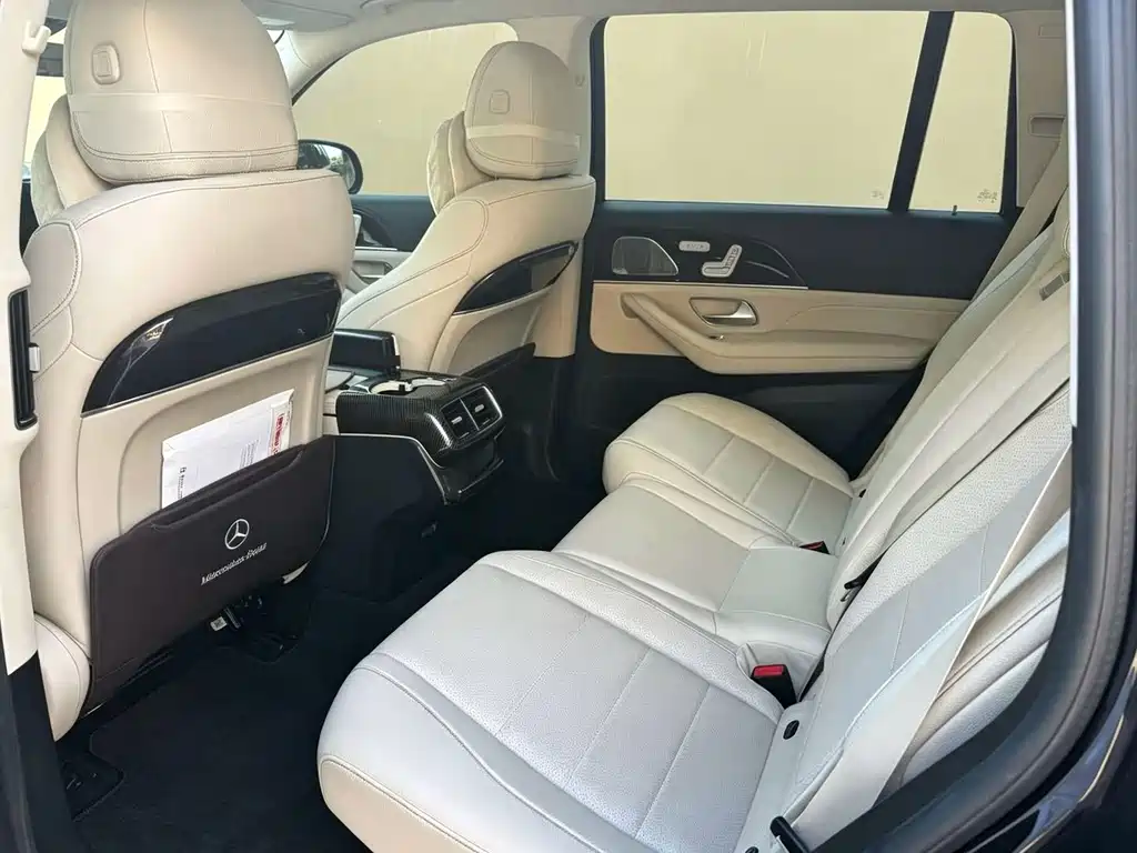 Mercedes-Benz GLS — миниатюра 8
