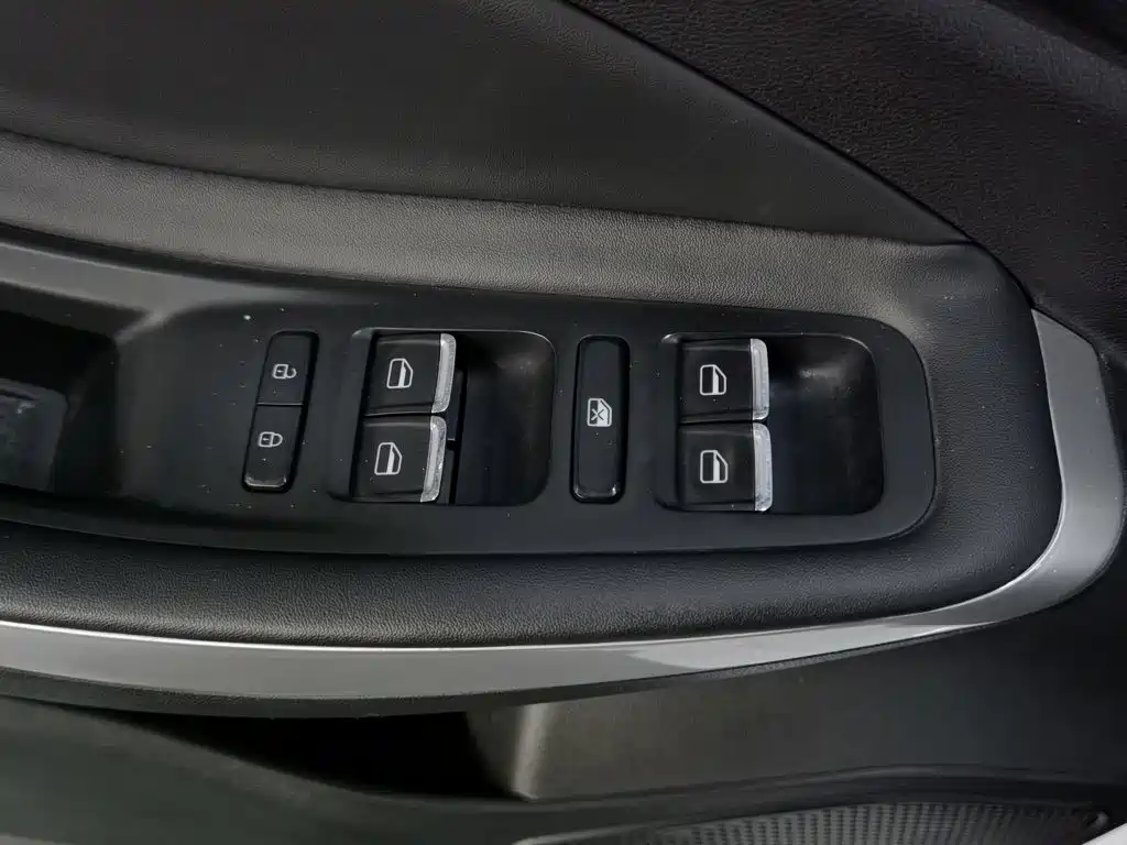 Chery Arrizo 5 — миниатюра 9