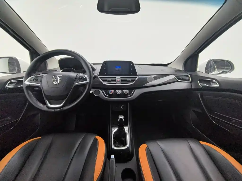 Baojun 310 — миниатюра 5