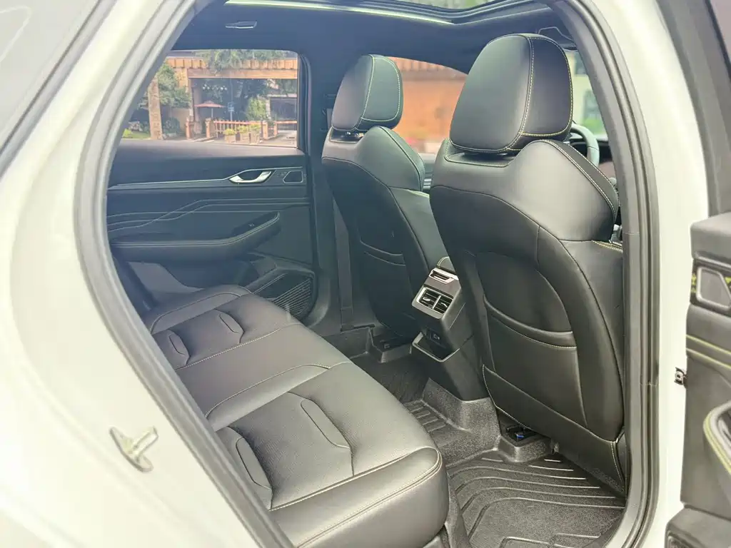 GEELY AUTOMOBILE XINGRUI