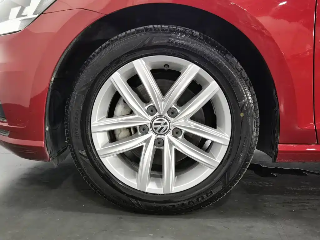Volkswagen Golf — миниатюра 17