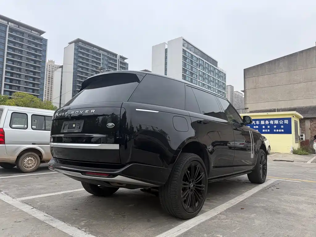 Land Rover Range Rover — миниатюра 10