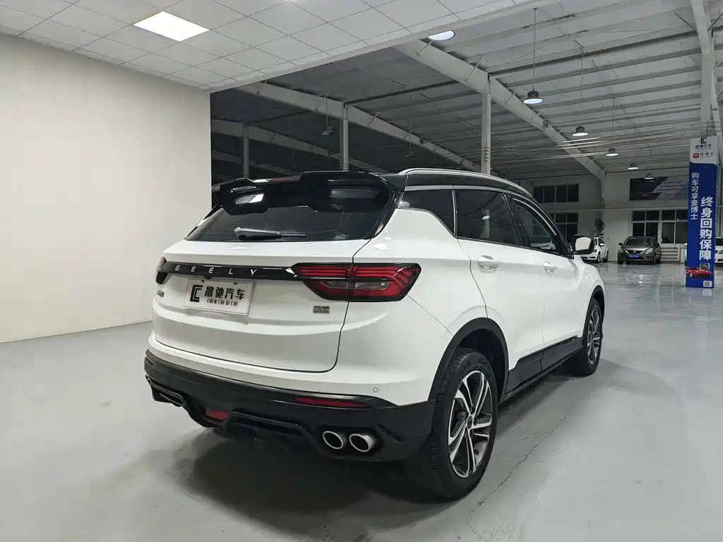 Geely Binyue — миниатюра 4