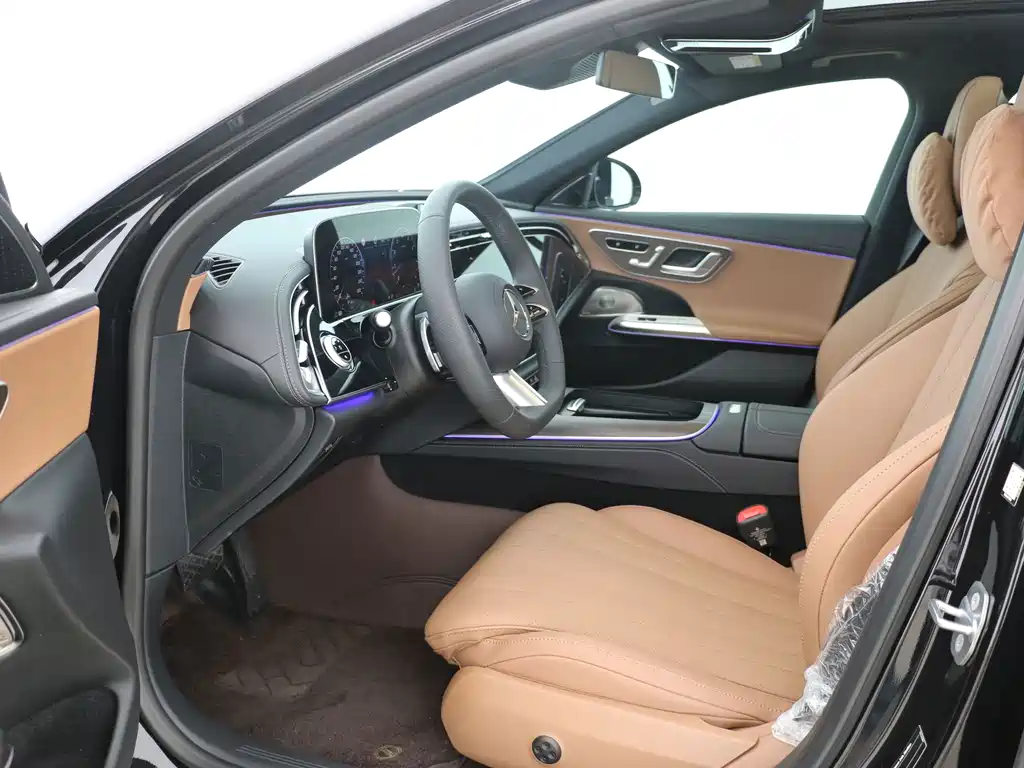 Mercedes-Benz E-Class — миниатюра 6
