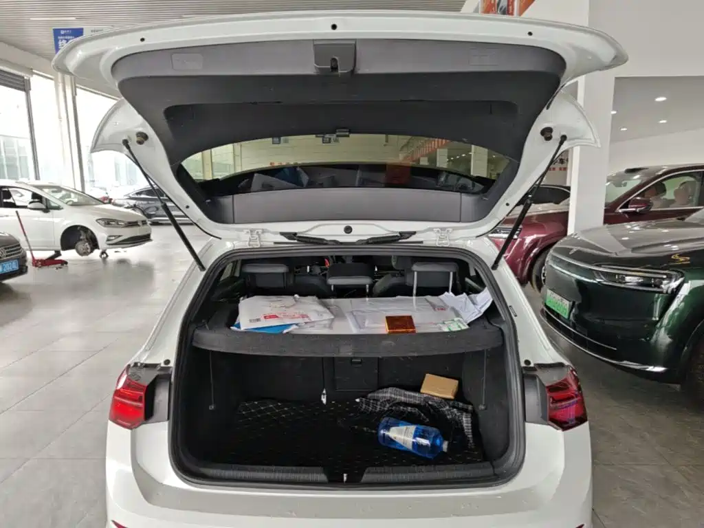 Volkswagen Golf — миниатюра 19