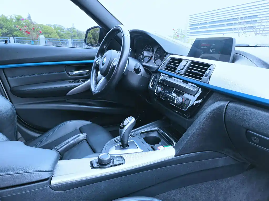BMW 3 Series — миниатюра 6