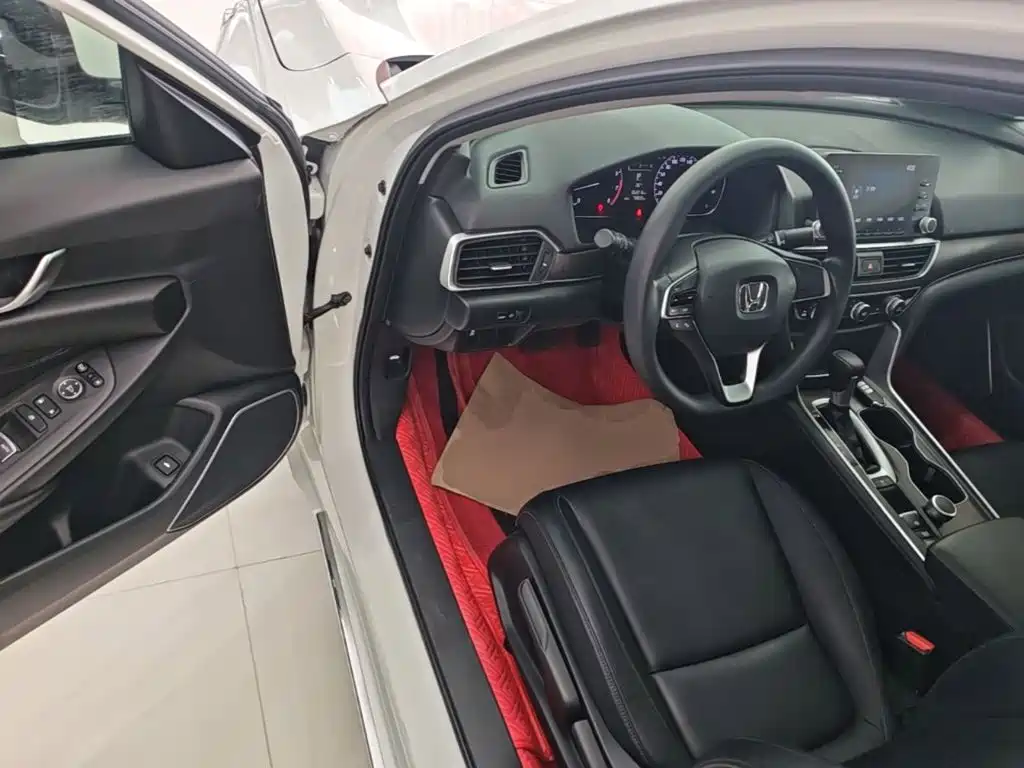 Honda Accord — миниатюра 16