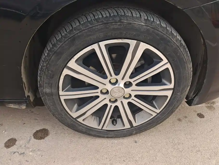 Peugeot 408 — миниатюра 6
