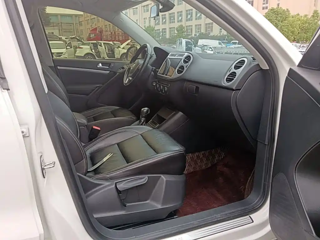Volkswagen Tiguan — миниатюра 25