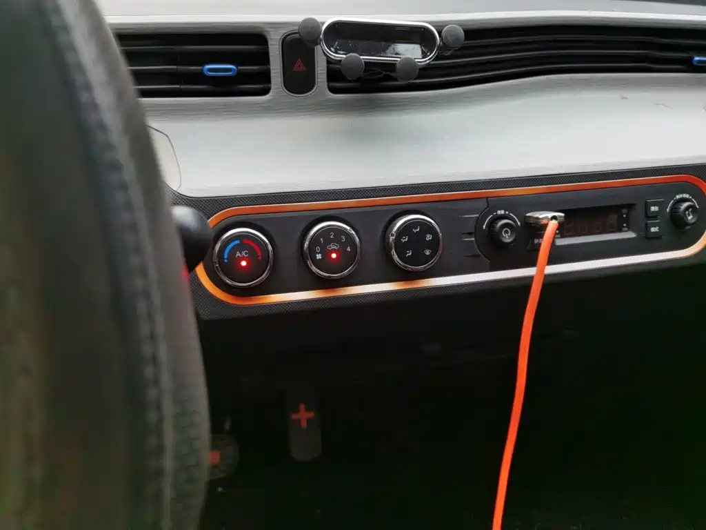 Wuling MINIEV — миниатюра 14