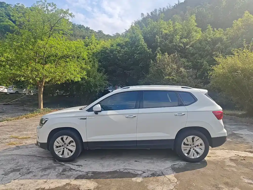 Volkswagen Tharu - фото 2