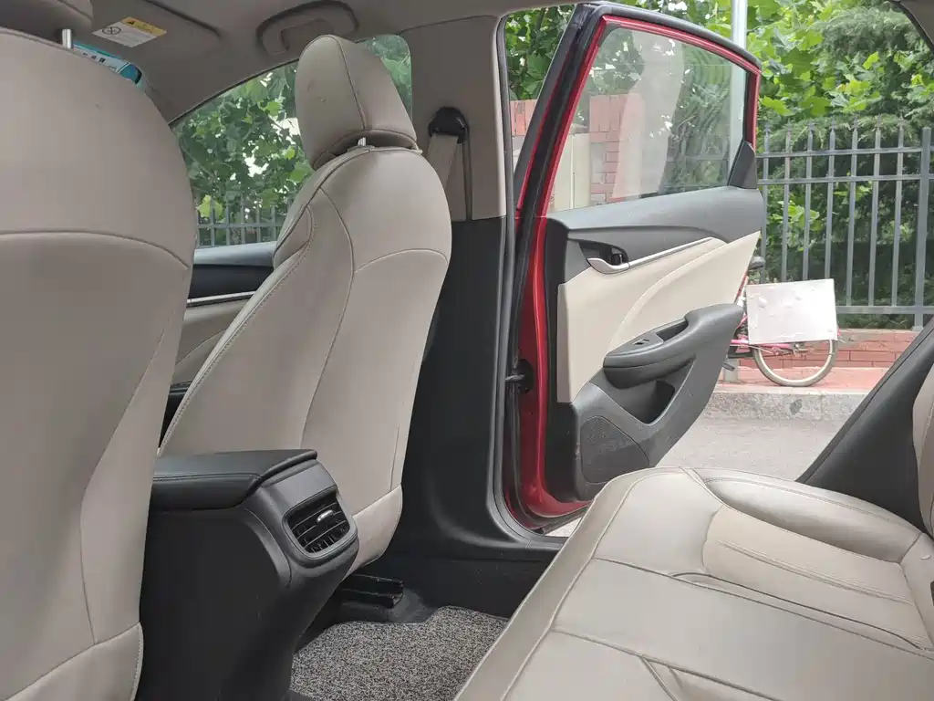 Buick Excelle — миниатюра 13