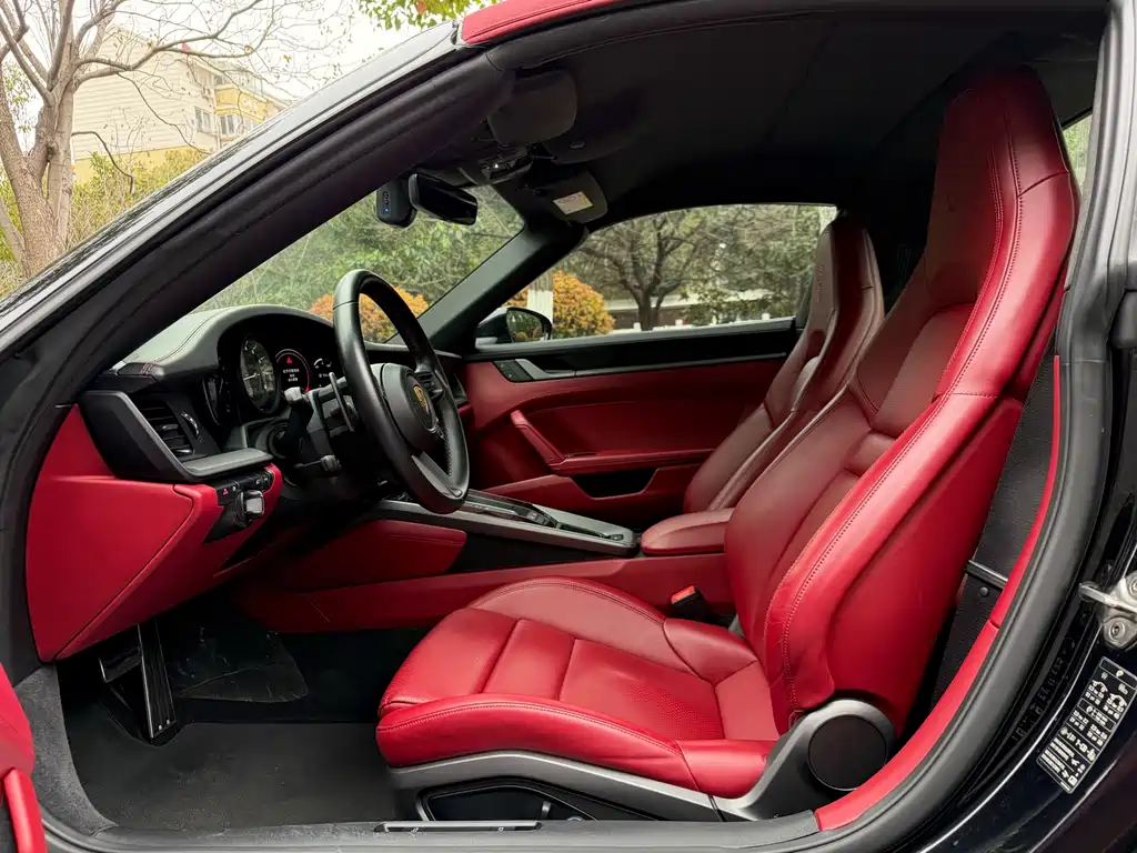 Porsche 911 2022 Targa 4 3.0T