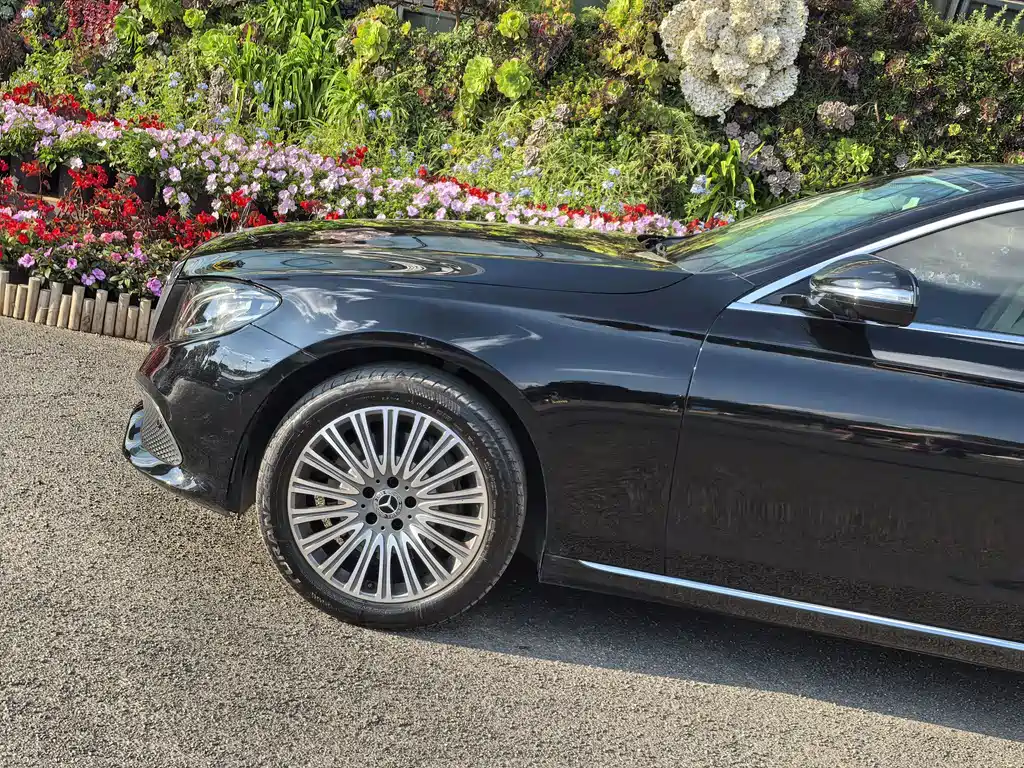 Mercedes-Benz E-Class — миниатюра 4