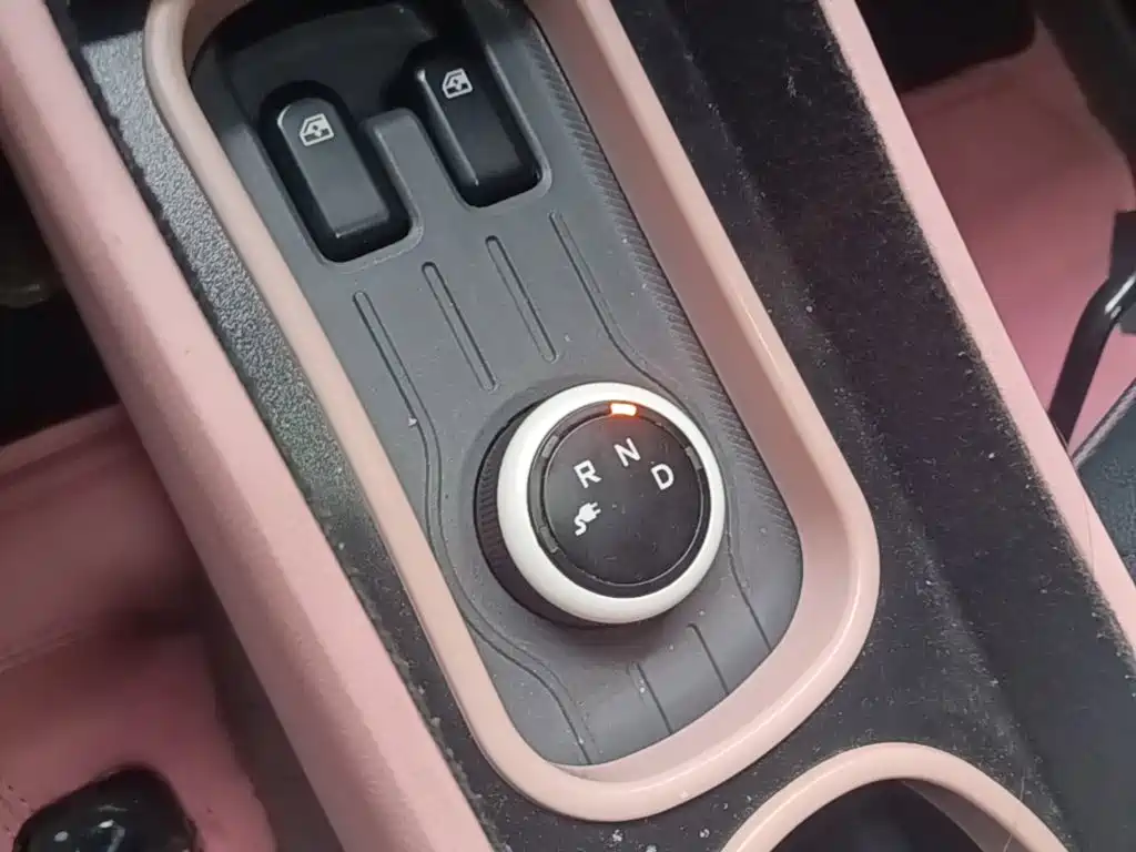Wuling MINIEV — миниатюра 14