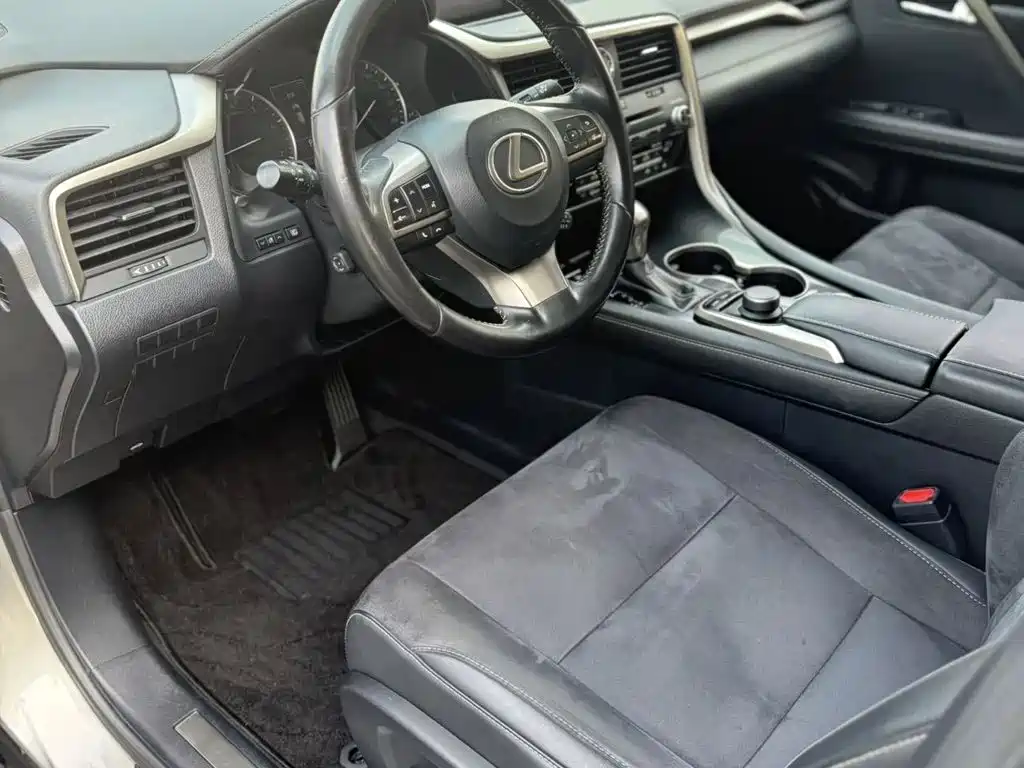 Lexus RX — миниатюра 4
