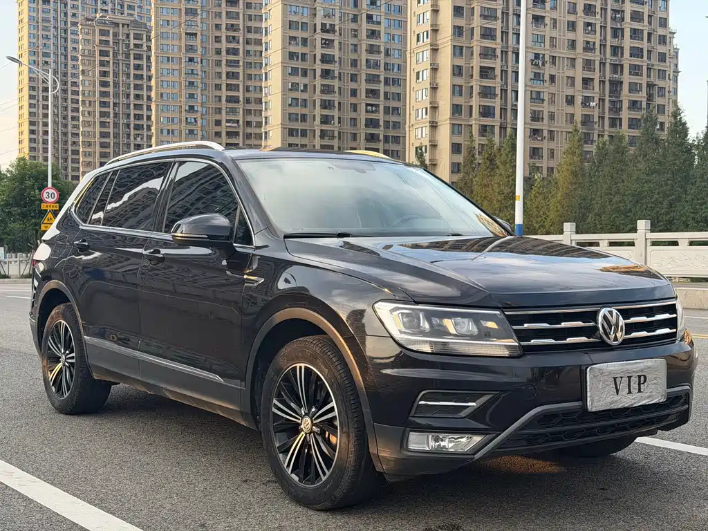 Volkswagen Tiguan L — миниатюра 3