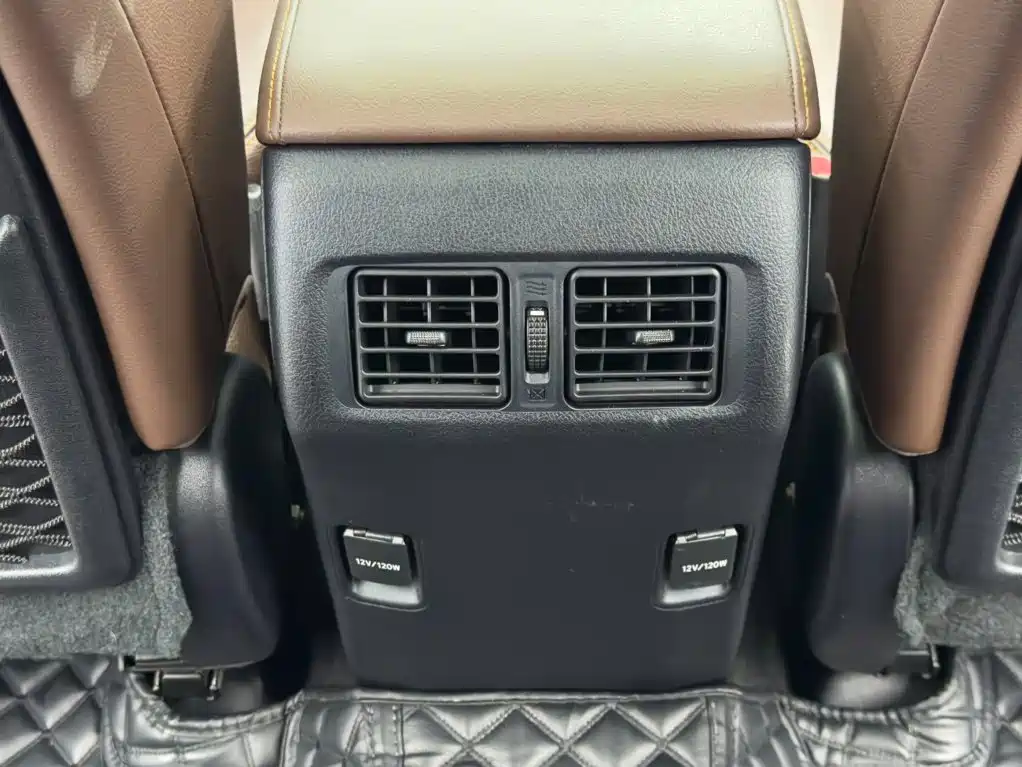 Toyota 4Runner — миниатюра 14