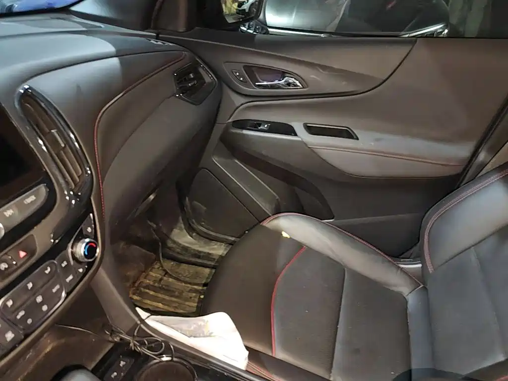 Chevrolet Equinox — миниатюра 3