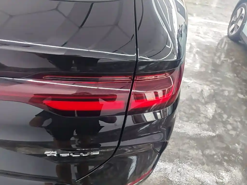 BYD PLUS New Energy — миниатюра 8
