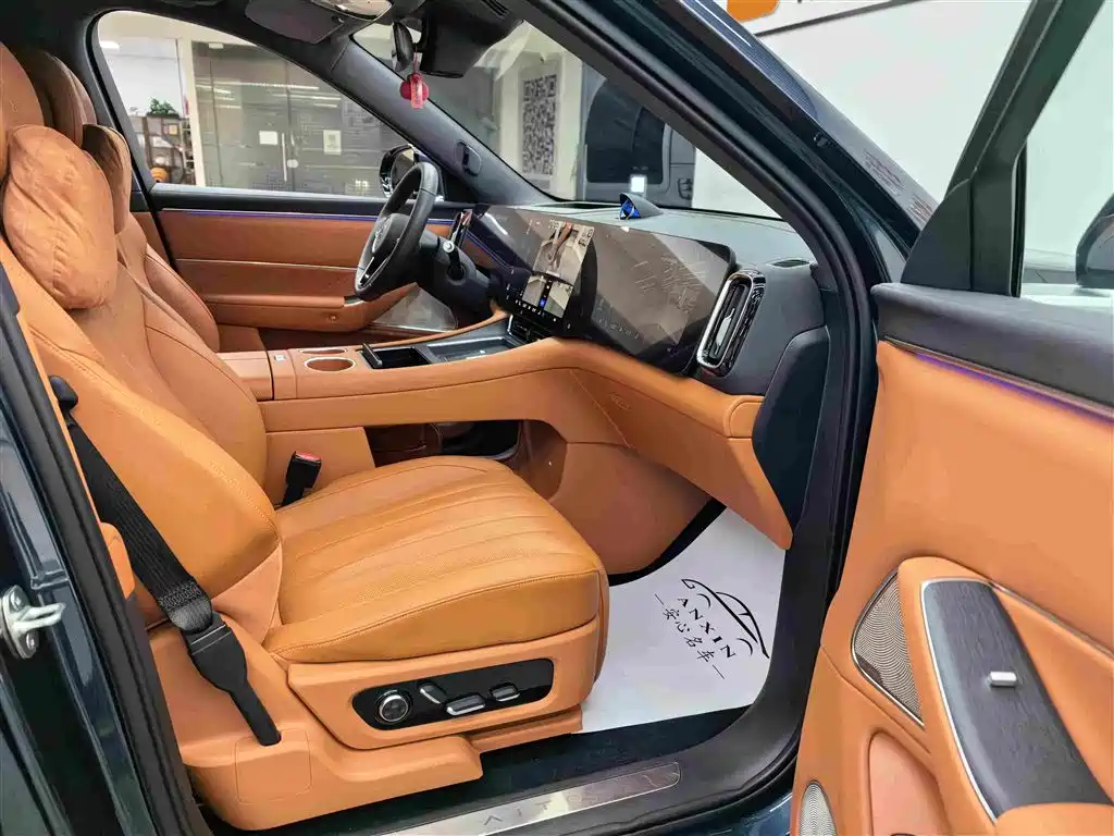 AITO AITO M8 — миниатюра 16