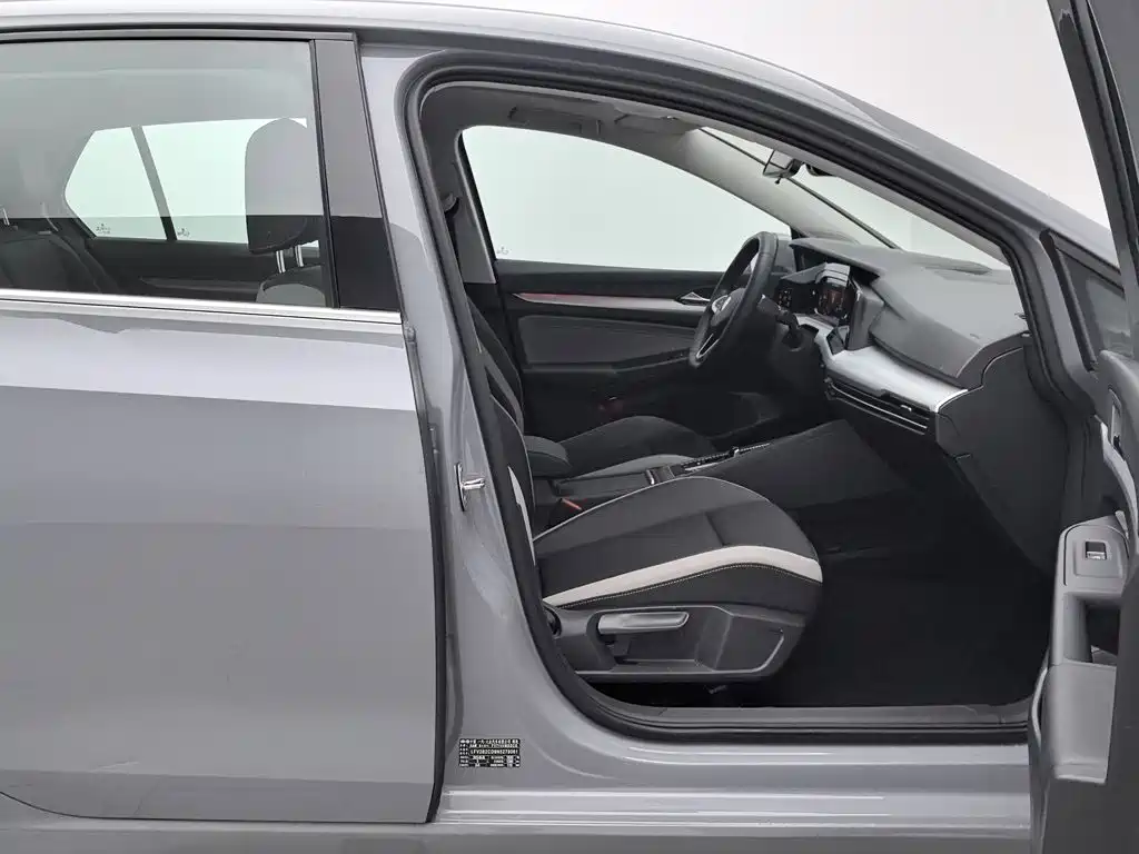 Volkswagen Golf — миниатюра 23